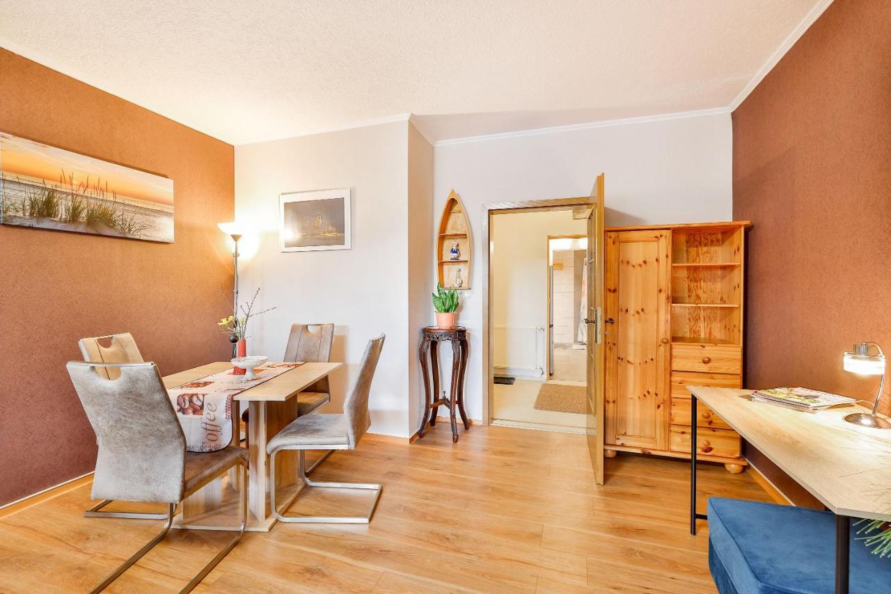 Bernstein Apartment *